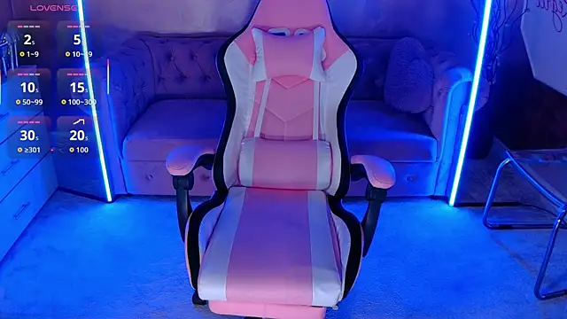 Snapshot of evanew_ chatting on October 2025 04:58:01 PM evanew online show from October 2025 04:58:01 PM