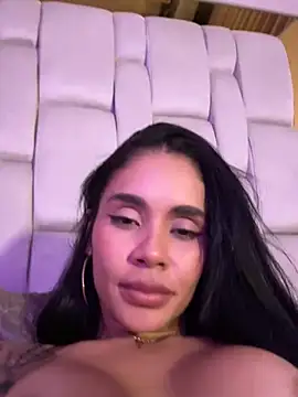 Karol Towers online show from March 2025 11:09:02 PM