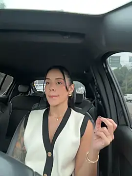 Karol Towers online show from October 2025 09:57:01 PM