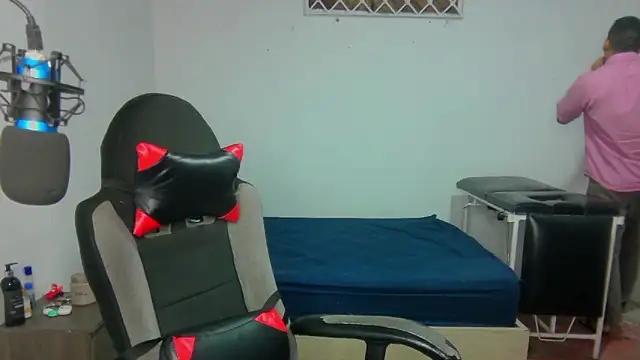 Snapshot of David_Adams2003 chatting on January 2025 11:55:02 PM David Adams2003 online show from January 2025 11:55:02 PM