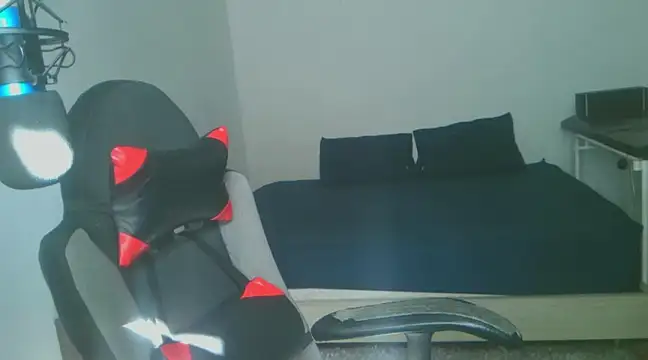 Snapshot of David_Adams2003 chatting on January 2025 07:42:02 PM David Adams2003 online show from January 2025 07:42:02 PM