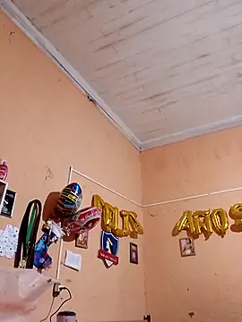 Snapshot of hotleon127 chatting on February 2026 11:03:02 PM hotleon127 online show from February 2026 11:03:02 PM