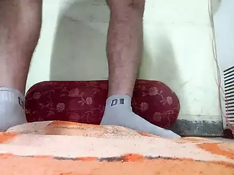 r379 online show from October 2025 07:53:01 PM