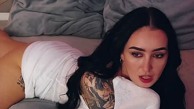 KimKhallifa online show from January 2026 07:11:02 AM