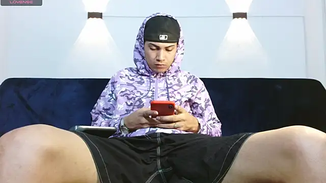 Br4ndxpimm online show from September 2025 04:22:02 PM