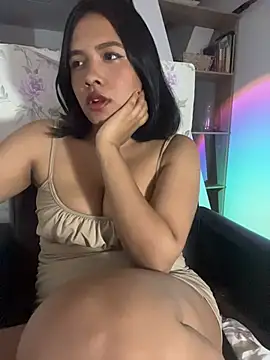 Ninabrunette18 online show from March 2026 11:10:01 AM