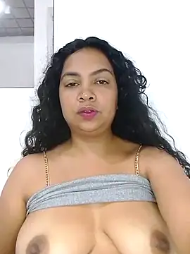 Brendabluee online show from March 2025 03:31:01 PM