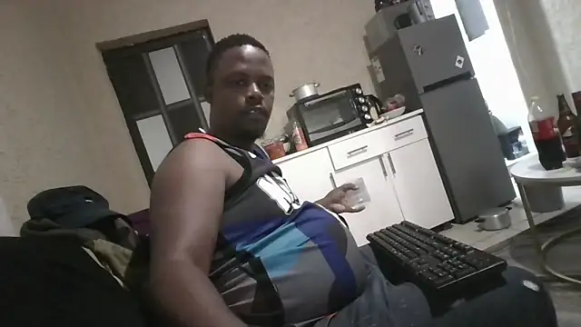 ThamiXX online show from May 2026 06:49:02 PM