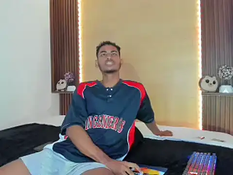 Evans777  online show from January 2025 08:07:01 PM