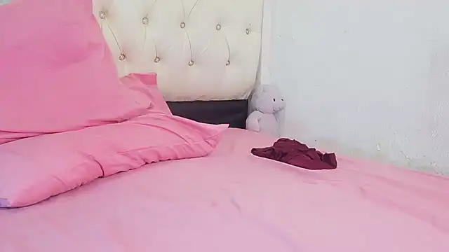 Rocket1978 online show from October 2025 01:55:02 PM