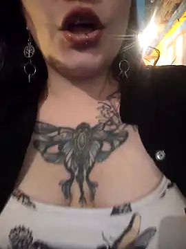 Miss Amelie online show from March 2025 01:48:01 AM