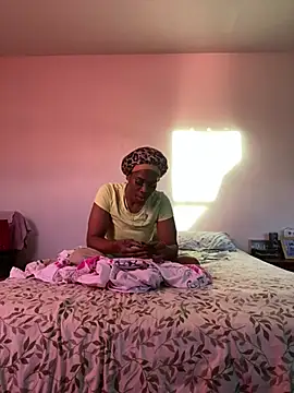 Cherrywood5 online show from January 2025 08:52:02 PM