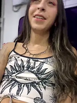 Snapshot of Sara_Davina chatting on June 2026 02:35:01 AM Sara Davina online show from June 2026 02:35:01 AM