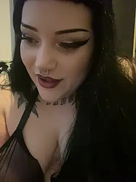 Snapshot of Gothicsiren chatting on March 2025 05:12:02 PM Gothicsiren online show from March 2025 05:12:02 PM