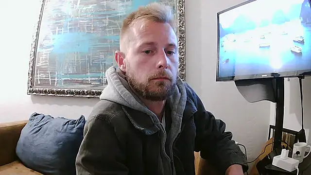 Snapshot of bjay1210 chatting on January 2025 03:09:01 AM bjay1210 online show from January 2025 03:09:01 AM