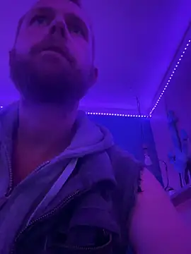 Snapshot of bjay1210 chatting on February 2026 07:05:01 AM bjay1210 online show from February 2026 07:05:01 AM