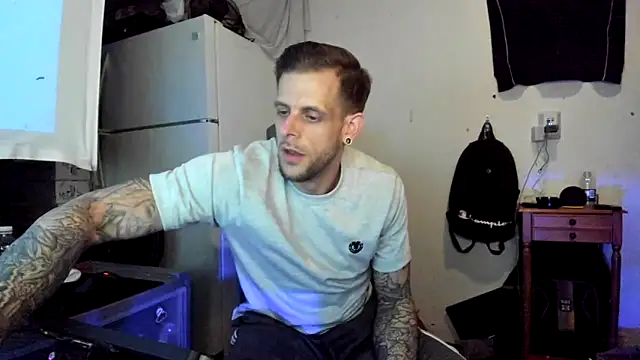 JamesMichael88 online show from March 2025 01:42:02 AM