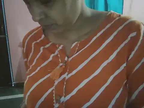 Hot-shanvi online show from November 2025 02:33:01 AM