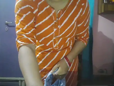 Hot-shanvi online show from November 2025 03:05:01 AM