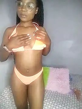 Snapshot of sweetpae chatting on February 2025 05:03:02 PM sweetpae online show from February 2025 05:03:02 PM