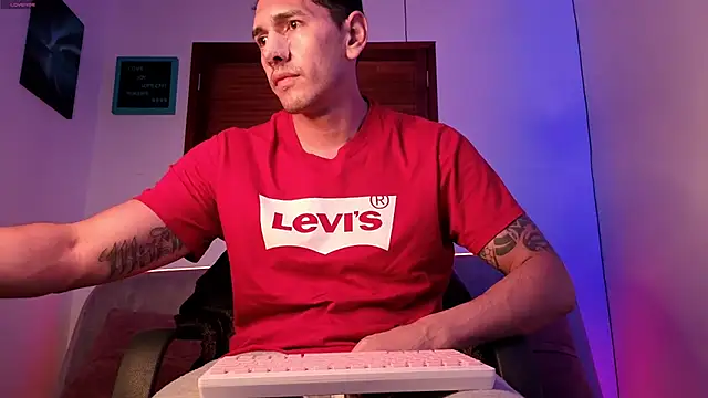 Snapshot of Joylopez_fit chatting on February 2026 12:05:02 PM Joylopez fit online show from February 2026 12:05:02 PM