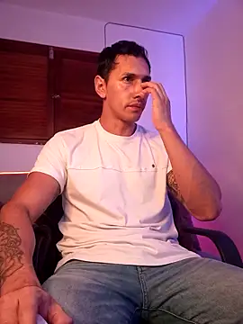 Snapshot of Joylopez_fit chatting on February 2026 06:31:01 PM Joylopez fit online show from February 2026 06:31:01 PM