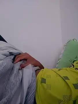 fredfgr online show from October 2025 04:47:02 PM