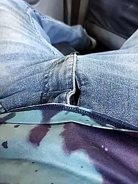 fredfgr online show from April 2026 03:41:02 PM