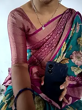 Snapshot of lovelygirl4567 chatting on April 2026 04:49:02 AM lovelygirl4567 online show from April 2026 04:49:02 AM
