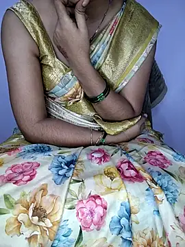 Snapshot of lovelygirl4567 chatting on May 2026 05:32:02 PM lovelygirl4567 online show from May 2026 05:32:02 PM