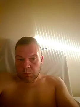 maxmario3 online show from June 2026 09:46:01 PM