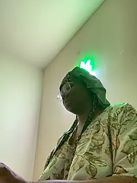 DamnBubbles online show from February 2026 12:31:01 AM