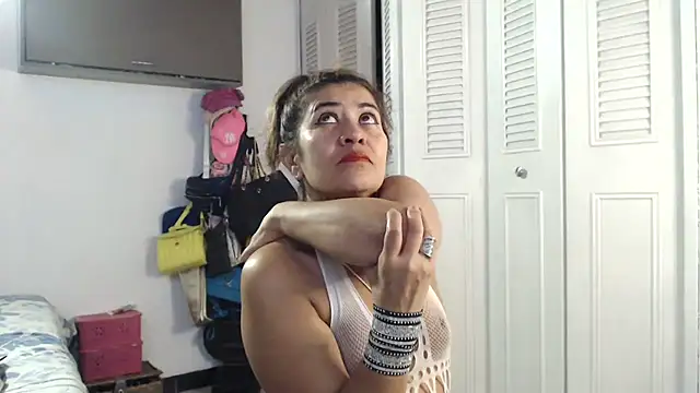 Snapshot of CamilaLix chatting on February 2025 12:21:02 AM CamilaLix online show from February 2025 12:21:02 AM