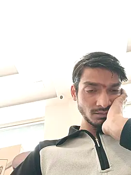 Tarun 0026 online show from October 2025 06:02:02 AM