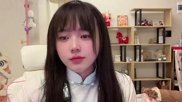 Chenjing0 online show from February 2026 01:40:01 PM