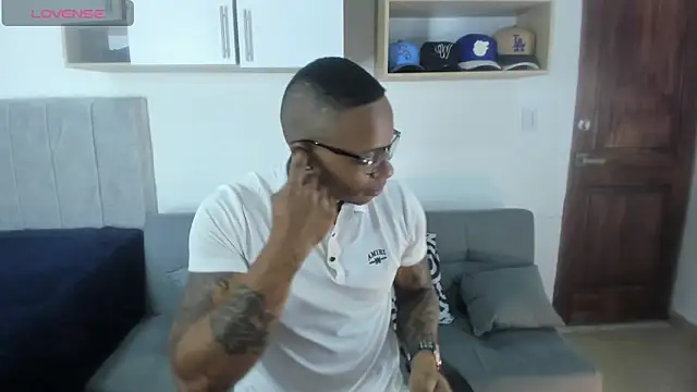 Josep Ston online show from November 2025 02:50:02 AM