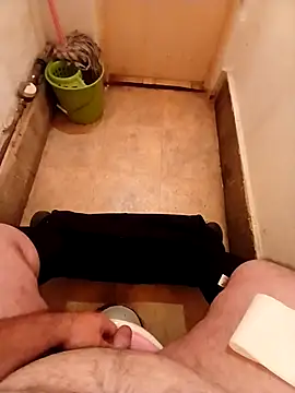 Snapshot of balint35 chatting on September 2025 05:51:02 AM balint35 online show from September 2025 05:51:02 AM