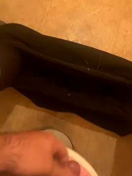 Snapshot of balint35 chatting on September 2025 06:23:02 PM balint35 online show from September 2025 06:23:02 PM