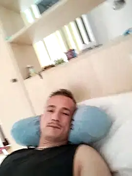 Snapshot of frankthefuck69 chatting on October 2025 11:22:01 AM frankthefuck69 online show from October 2025 11:22:01 AM