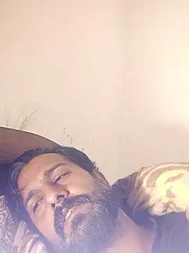 MAGNETICDADDY8 online show from January 2026 01:22:01 AM