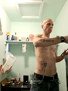 Snapshot of SoooV3ryKinky chatting on January 2025 11:06:01 PM SoooV3ryKinky online show from January 2025 11:06:01 PM