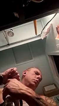 Snapshot of SoooV3ryKinky chatting on February 2025 09:22:01 AM SoooV3ryKinky online show from February 2025 09:22:01 AM