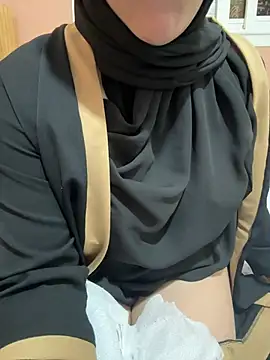 Snapshot of Sindrila_ chatting on February 2025 11:21:02 AM Sindrila online show from February 2025 11:21:02 AM