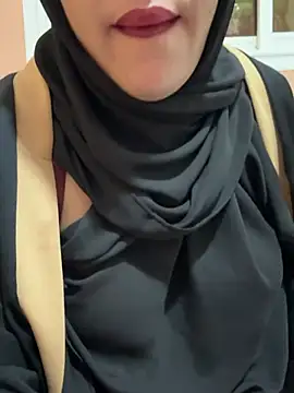 Snapshot of Sindrila_ chatting on February 2025 12:08:02 PM Sindrila online show from February 2025 12:08:02 PM