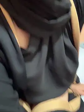 Snapshot of Sindrila_ chatting on February 2025 03:12:02 PM Sindrila online show from February 2025 03:12:02 PM