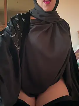 Snapshot of Sindrila_ chatting on February 2025 12:47:02 PM Sindrila online show from February 2025 12:47:02 PM