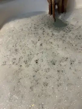 Ucsamiam online show from February 2026 10:49:02 PM