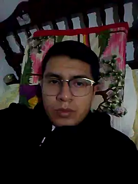 Snapshot of RODRI_POLLADURA chatting on January 2025 03:18:02 AM RODRI POLLADURA online show from January 2025 03:18:02 AM