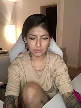 QueenFernanda online show from January 2025 09:19:01 PM