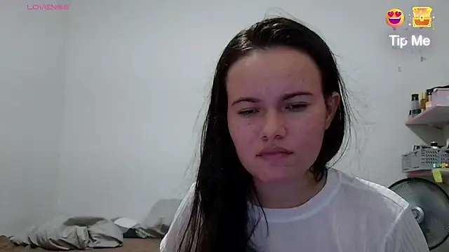 camillebr online show from January 2025 11:56:02 PM